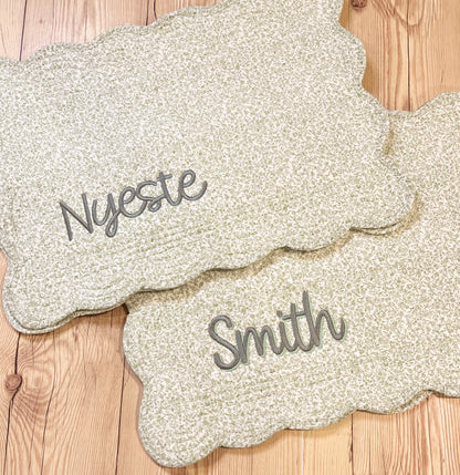 Quilted casserole dish cover