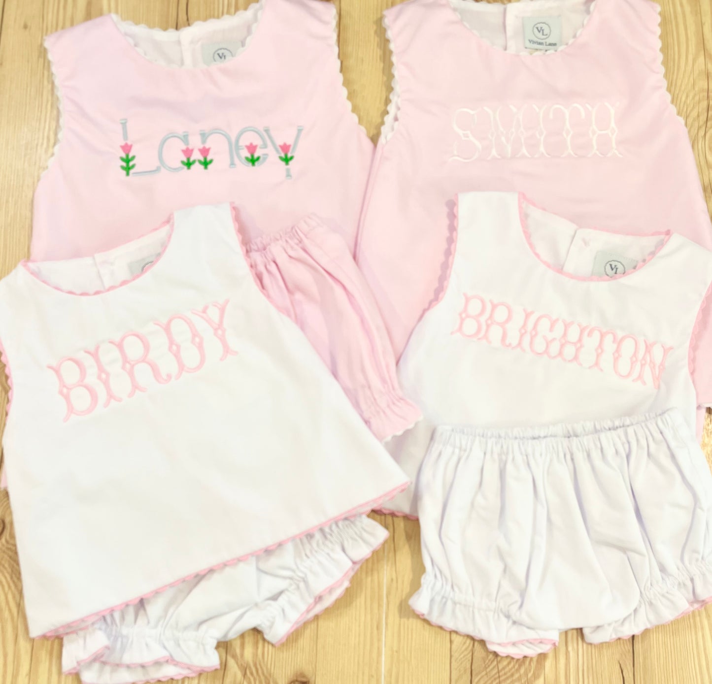 Ric rac trim diaper set