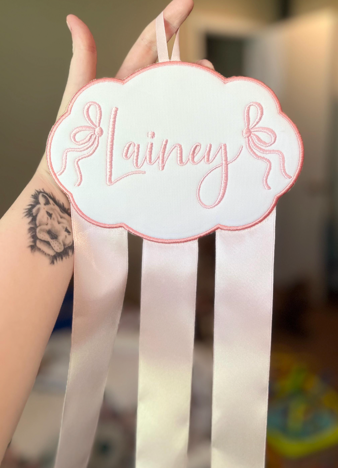 Large bow holder